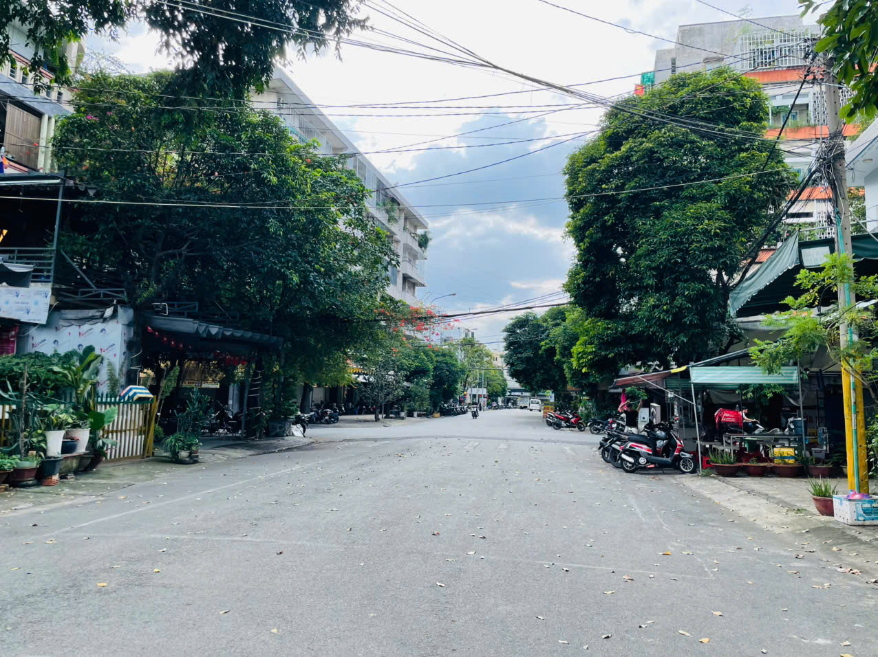 Bán Nhà 3 Lầu DT: 5.5x26.8m Hẻm 1/ Đường Tân Quý, P. Tân Quý, Giá: 18 tỷ