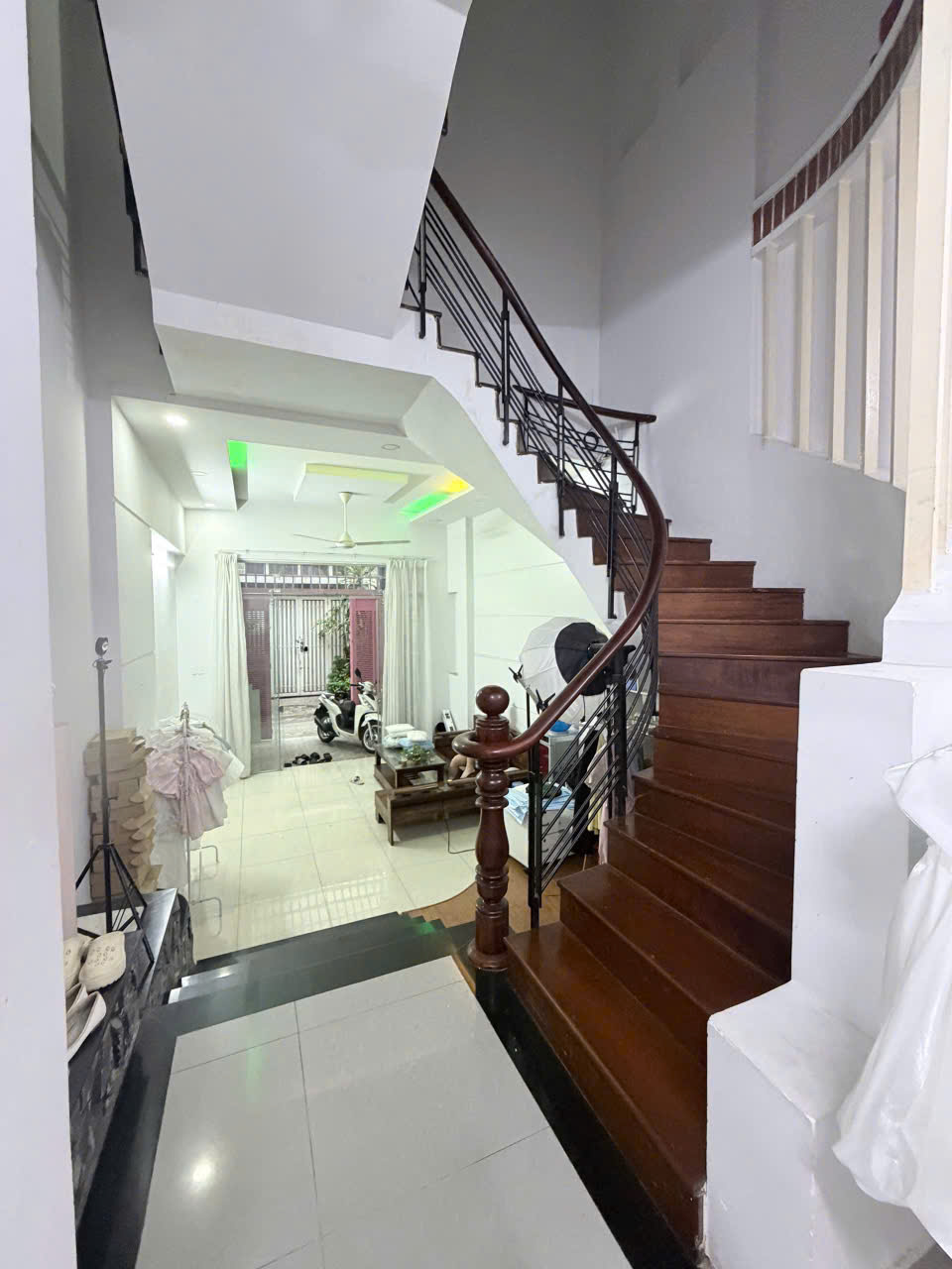 Hẻm xe hơi đường Nguyễn Hữu Tiến P Tây Thạnh Dt 4mx14m 1 lầu đúc cứng cáp giá 5,5 tỷ