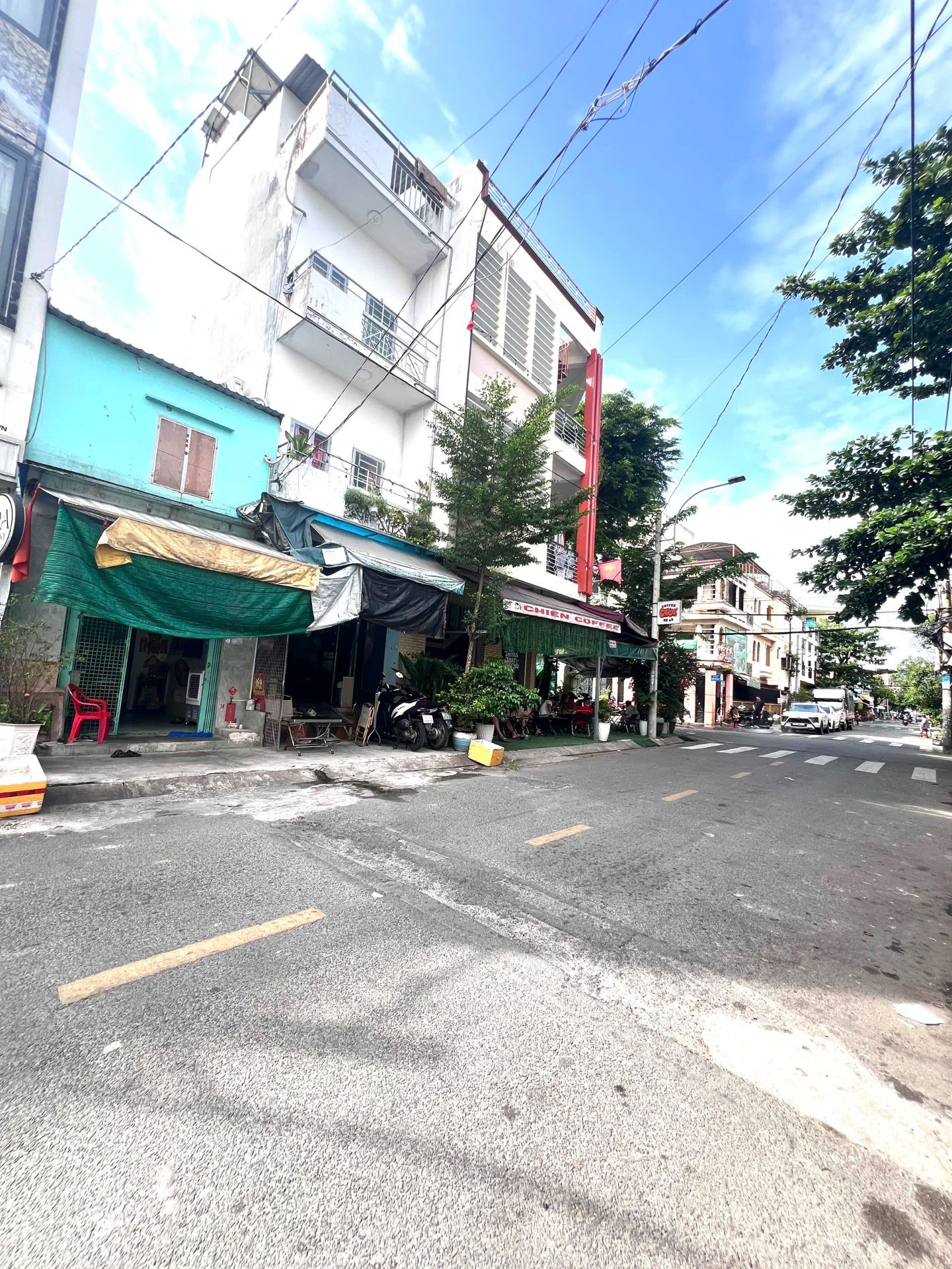 Nhà 2 lầu sân thượng - Mặt tiền Trịnh Thị Tho. Giá 6,9 tỷ TL.Gần Thạch Lam