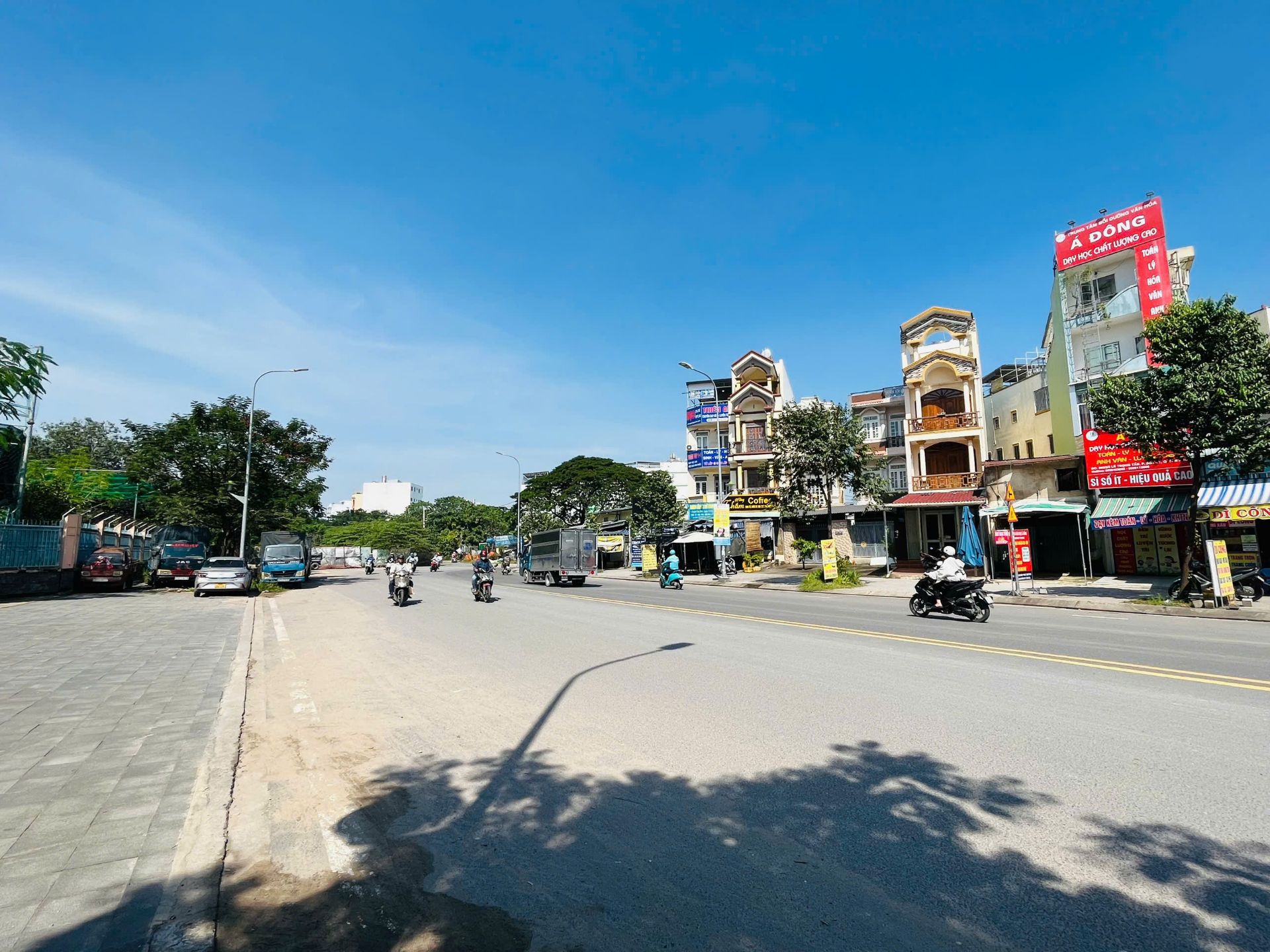 Bán Nhà 1 Tấm DT: 4x10m Hẻm 1/ Đường Bờ Bao 1, P. Sơn Kỳ, Giá: 12 tỷ