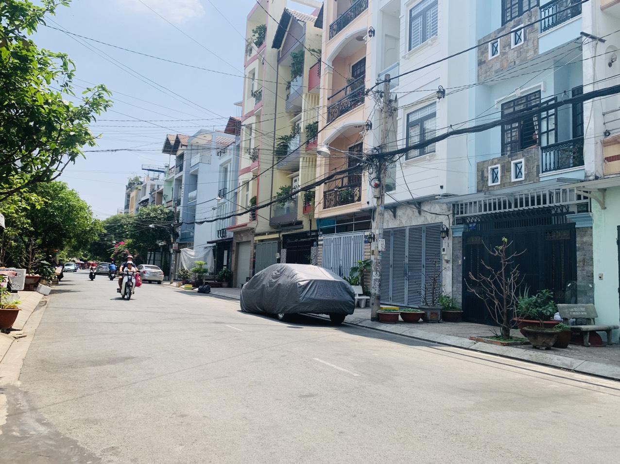 Mặt tiền nội bộ P. Tân Sơn Nhì - NHÀ ĐỐI DIỆN CÔNG VIÊN XANH MÁT GIÁ CHỈ 10,5