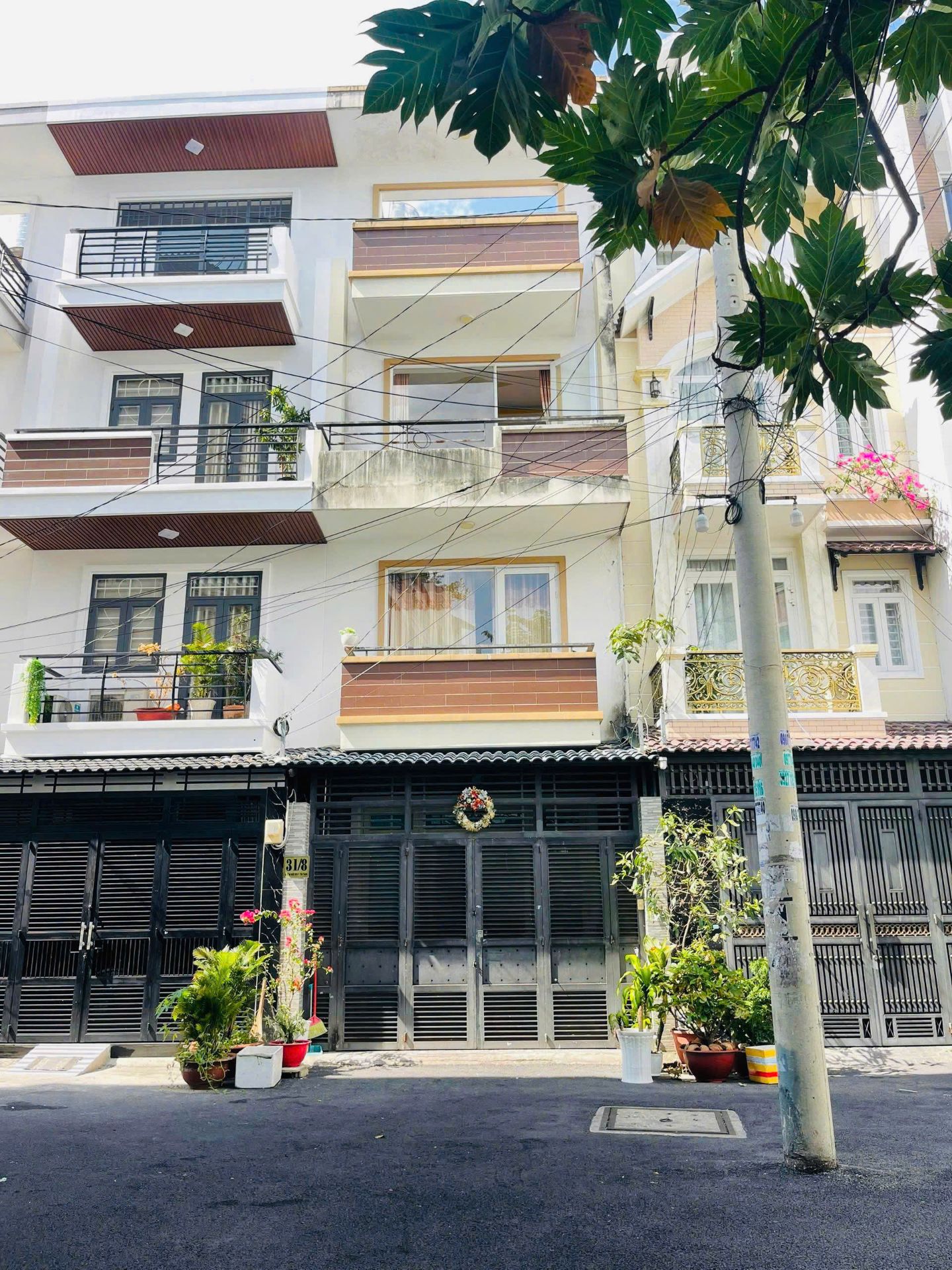 Bán nhà HXH Khu Độc Lập - Tân Phú, DT: 4.5x12m - 2 Lầu ST. Giá: 8.5 tỷ thương lượng