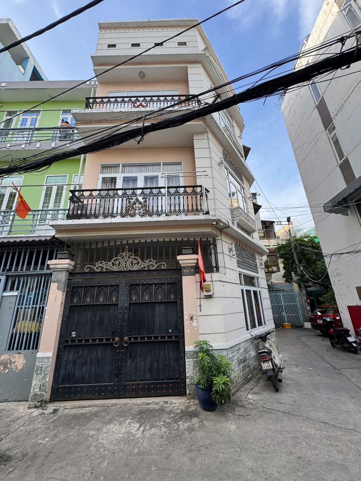 Góc 2MT Hẻm 1/ Nguyễn Ngọc Nhựt_P.Tân Quý_tân Phú, 2 lầu, DT: 4.1x9, NH 6.5m, Giá: 8.5 tỷ tl
