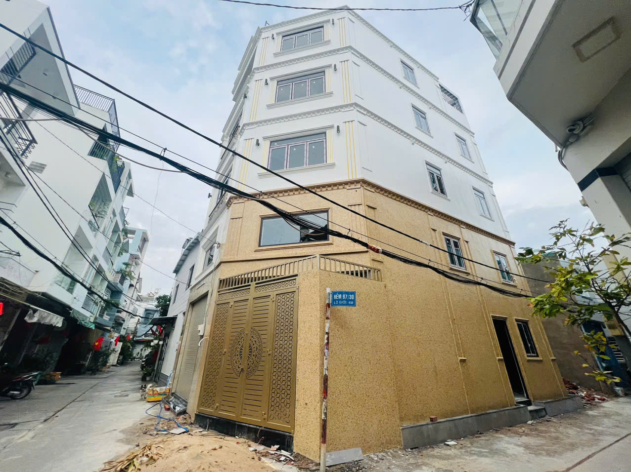 BÁN NHÀ 5 TẦNG NỞ HẬU TÀI LỘC TÂN QUÝ TÂN PHÚ – ĐÚC KIÊN CỐ TRỆT LỬNG 3 LẦU – GIÁ 8.8 TỶ