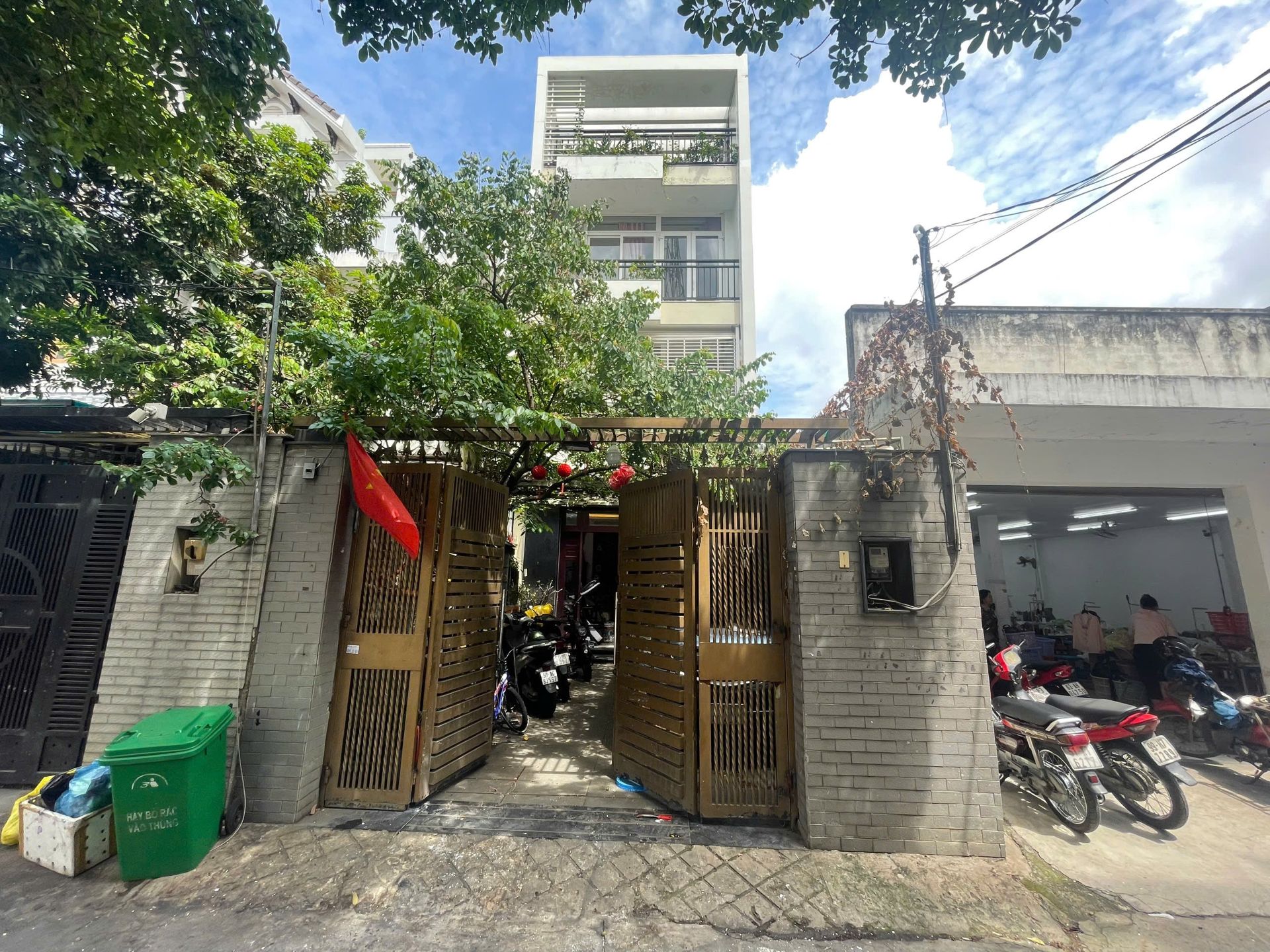 🔥BÁN NHÀ ĐƯỜNG HƯƠNG LỘ 2 - 5X23,8M - TRỆT 3 LẦU - ĐANG CHO THUÊ 16TR/THÁNG - GIÁ 9,5 TỶ