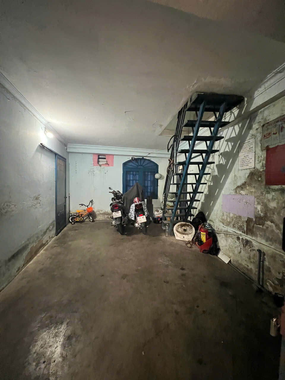 🏡 Bán nhà hẻm Tỉnh Lộ 10, Bình Tân, DT 9x15, 1 lầu, giá 9.3 tỷ 📍