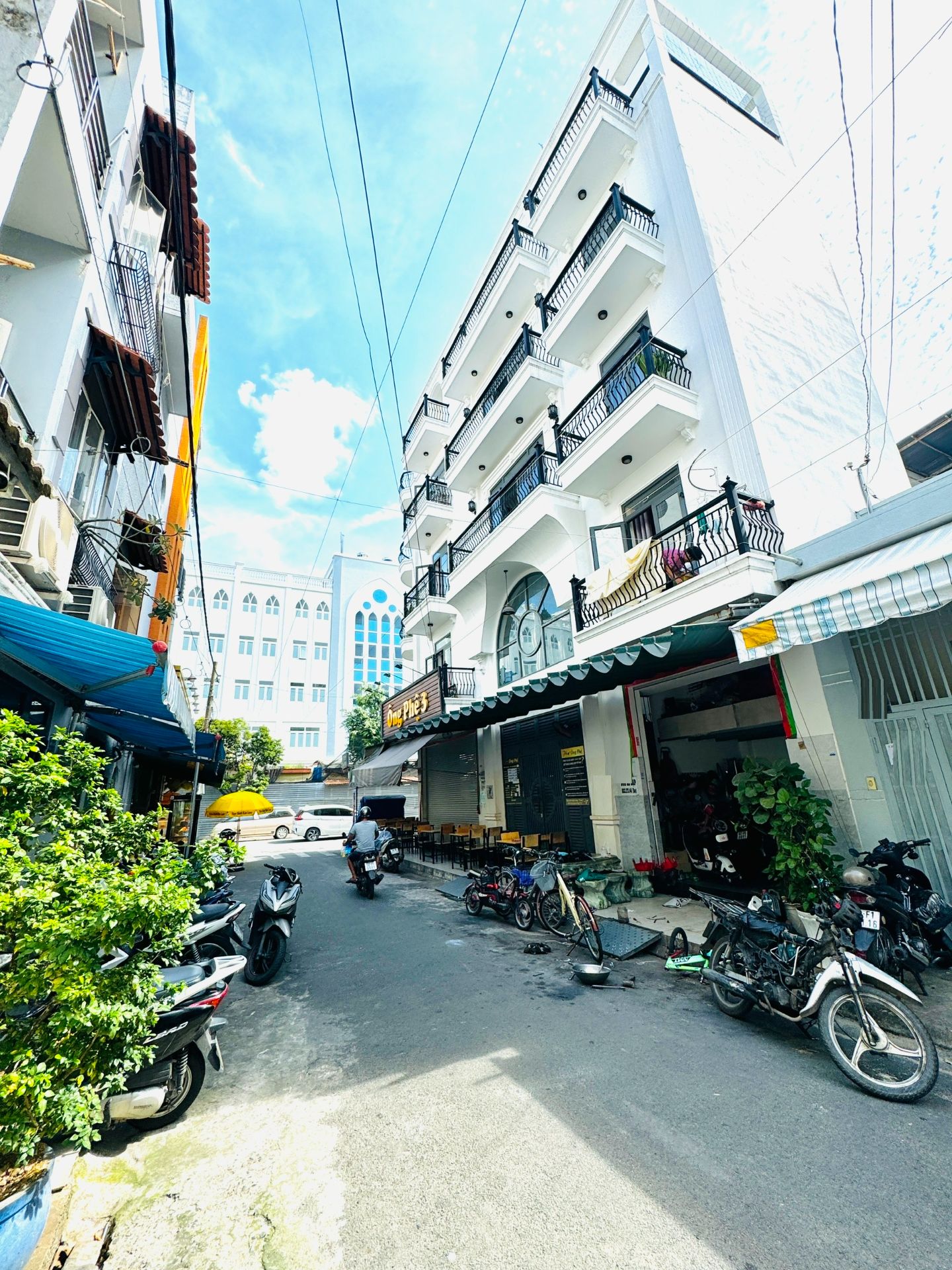 Nhà mặt tiền đường Chân Lý, DT 4x21.4,. nhà 2 lầu, sân thượng
