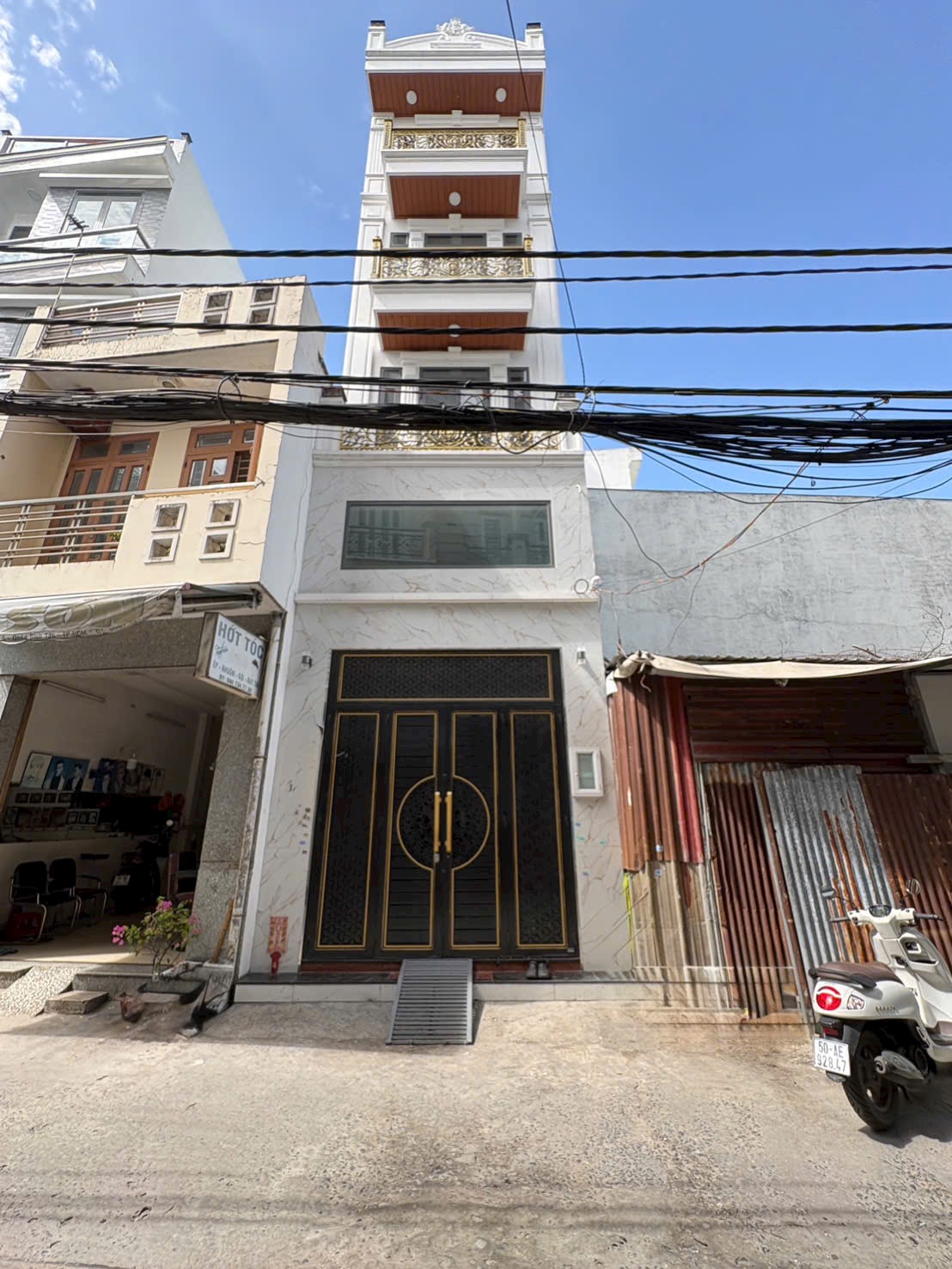 🔥Nhà hẻm KD Lê Văn Quới , Full NT có thang máy 450kg chỉ 7T5 TL mạnh sở hữu ngay nhà giá tốt🔥