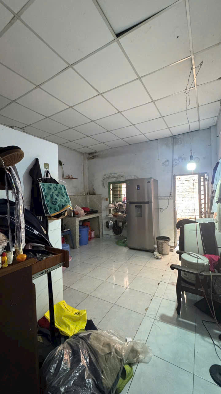 Bán Nhà Cấp 4 DT: 4x19m Hẻm 2/ Đường Nguyễn Văn Vịnh, P. Hiệp Tân, Giá: 6.2 tỷ