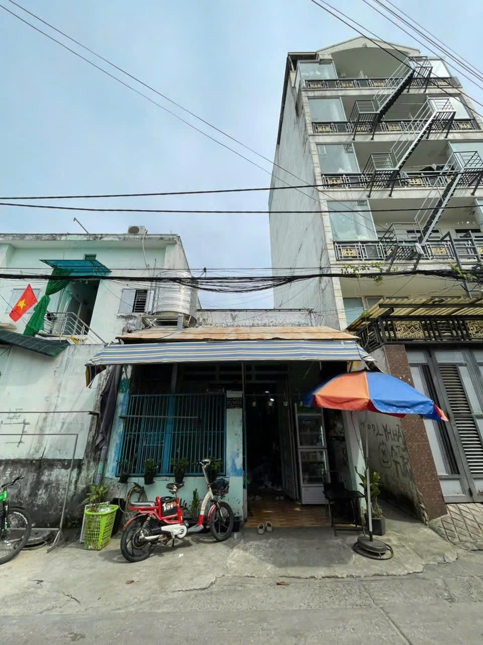 🔥BÁN NHÀ HẺM XE HƠI ĐƯỜNG LÊ TRỌNG TẤN - 5,5X28,5M - ODT 160,7M² - CẤP 4 - GIÁ 9,6 TỶ