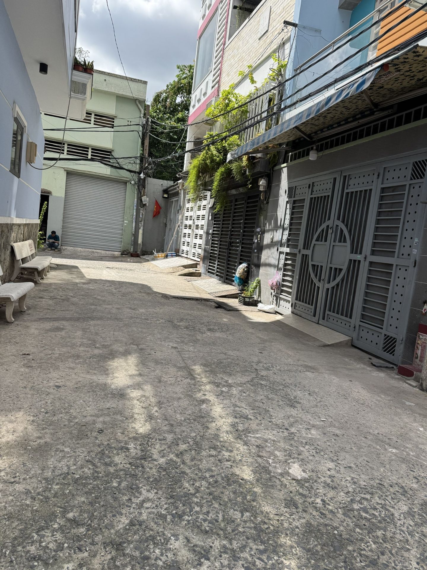 NHÀ HẺM LŨY BÁN BÍCH – 171M² – NGANG 9M – NHÀ CẤP 4 – ĐANG CHO THUÊ