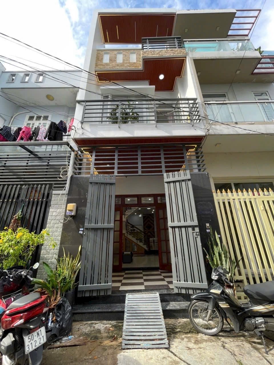 🔥 NHÀ MỚI ĐẸP LIÊN KHU 1-6 – 4x14M – 1 TRỆT 2 LẦU + SÂN THƯỢNG – HẺM 5M – 4PN – GIÁ 5,62 TỶ 🔥