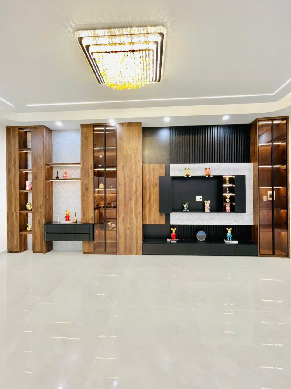 🔥 BÁN NHÀ ĐÌNH NGHI XUÂN – NGANG 6.72M – 2 LẦU – TẶNG FULL NỘI THẤT – HẺM THÔNG 4.5M – 6.8 TỶ TL