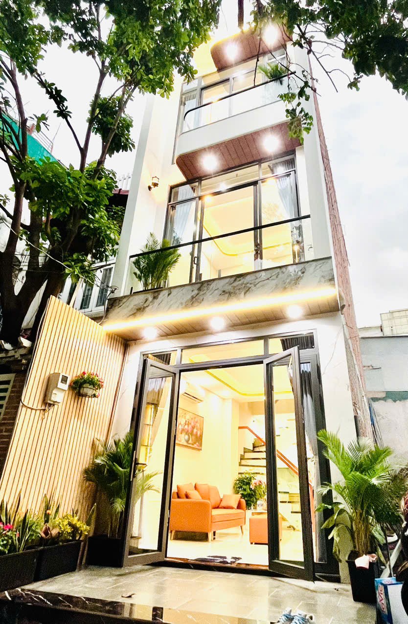 BÁN NHÀ ĐẸP 3,5 TẦNG Ở NGAY – PHƯỜNG PHÚ THỌ HÒA, QUẬN TÂN PHÚ – GIÁ 6,5 TỶ
