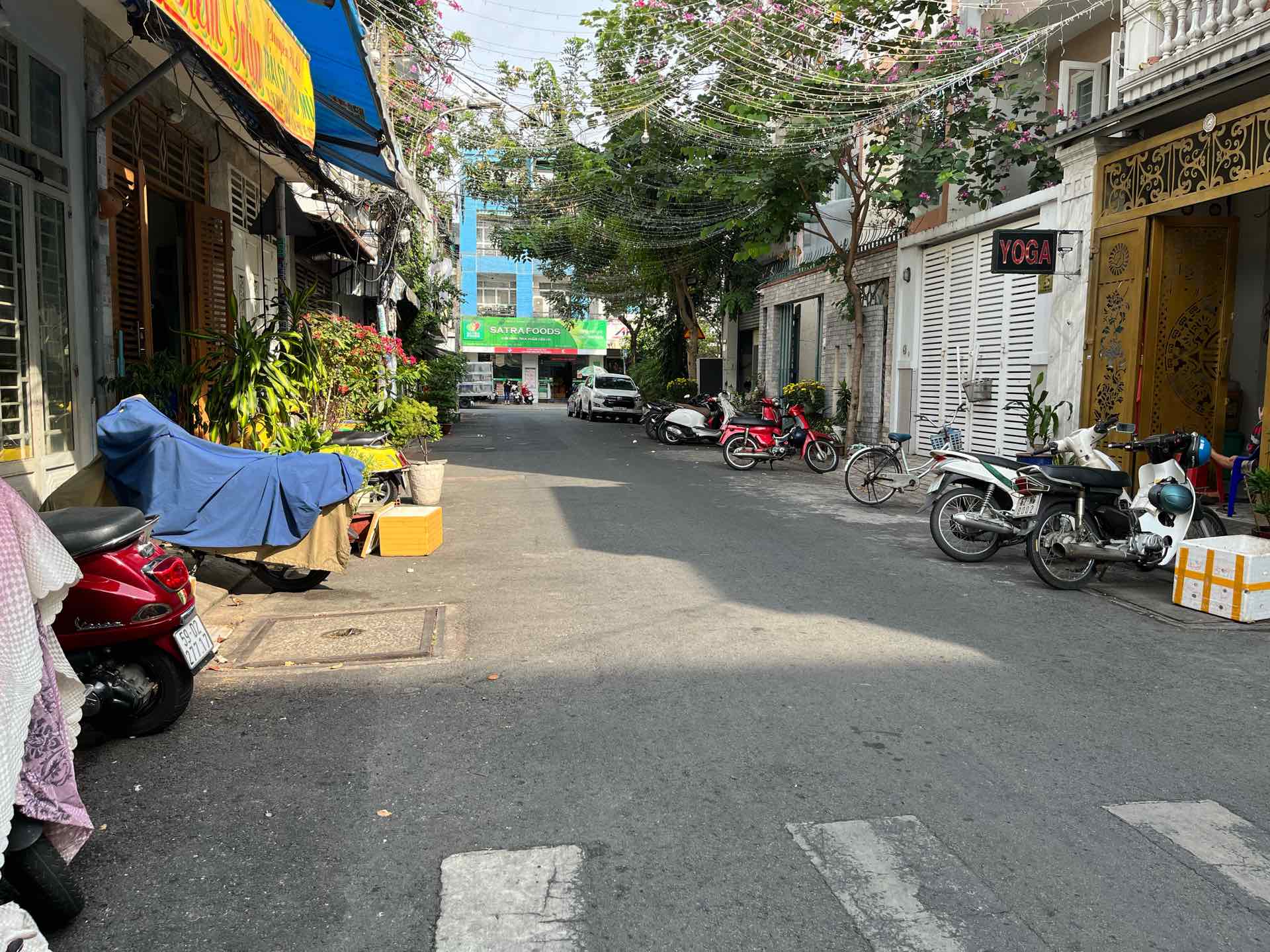 Đoàn Kết. P Tân Sơn Nhì. Q Tân Phú. Dt 4,2x18. Nhà cấp 4. Giá 9 tỷ