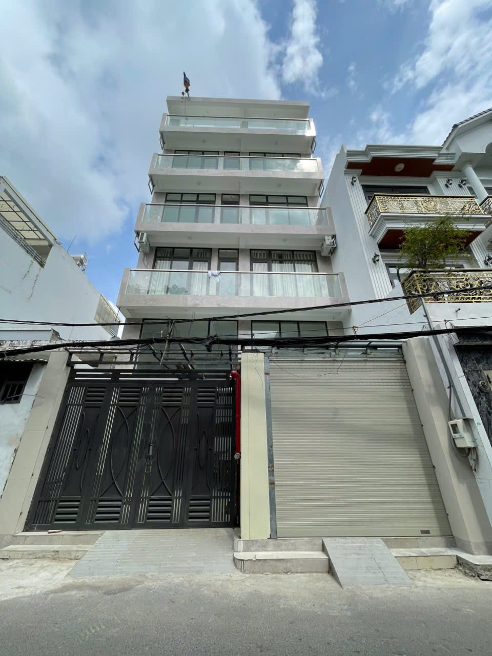 CHDV 26 Phòng Có Thang Máy – Thu Khoán 80 Triệu/Tháng – Chỉ 24 Tỷ Gần AEON Mall Tân Phú