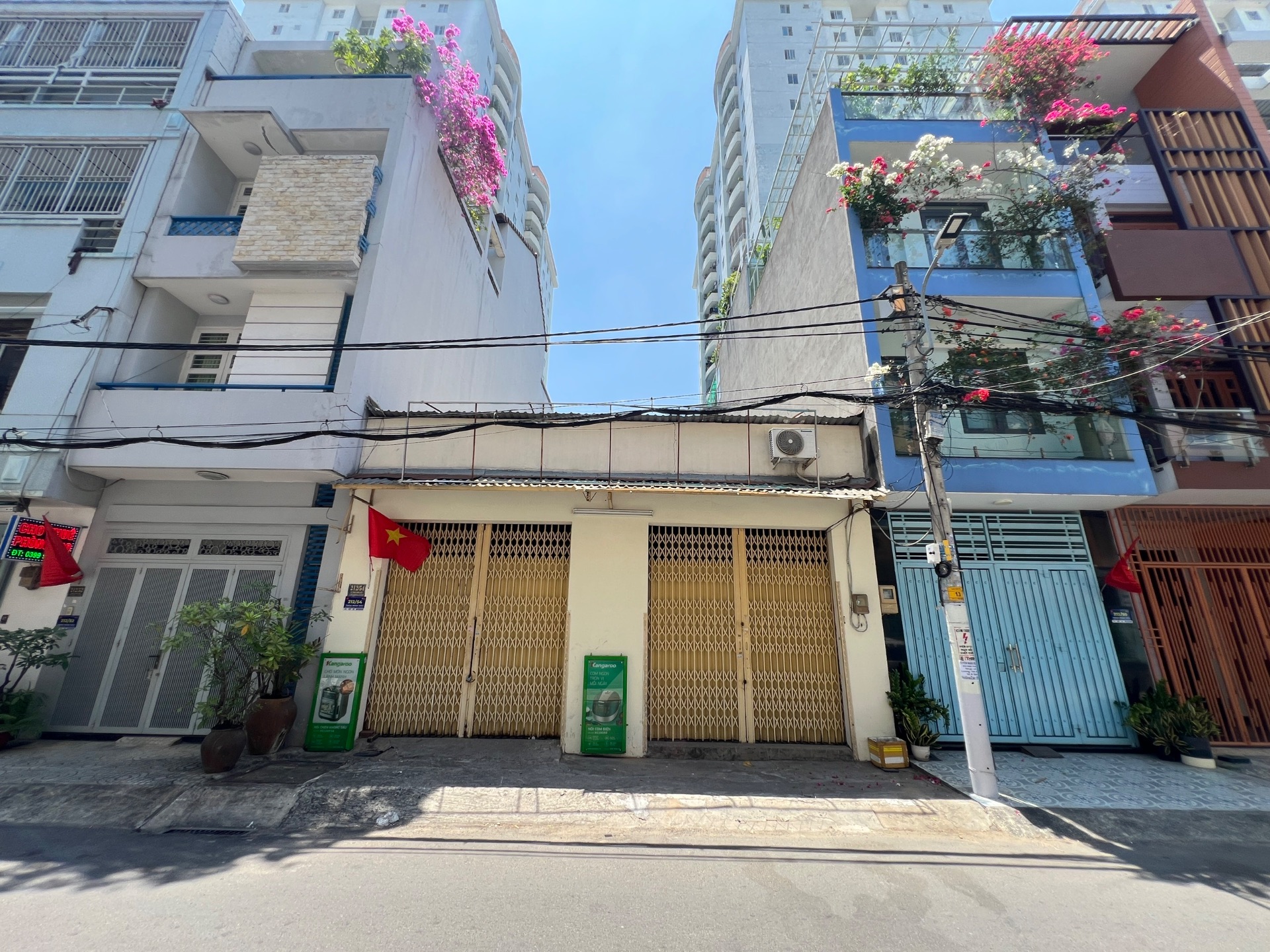 🔥CHỦ GỬI BÁN CẶP NHÀ CẤP 4 KHU PHÂN LÔ THOẠI NGỌC HẦU – 8X18M – HẺM NHỰA 10M – GIÁ 18,8 TỶ