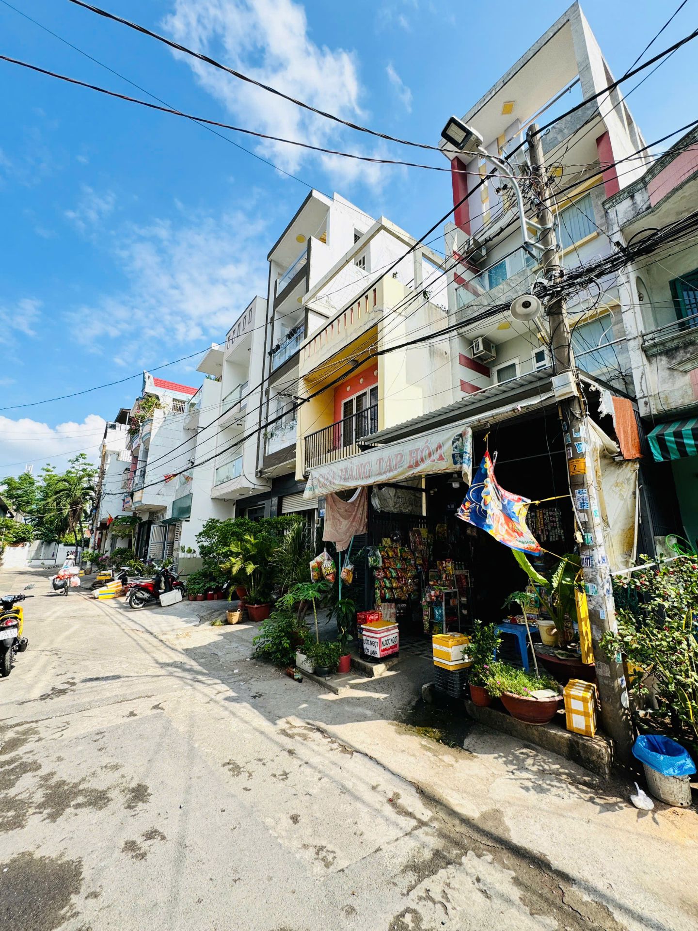 🏡 BÁN NHÀ HXH TÔ HIỆU – GẦN ĐẦM SEN – NHÀ MỚI ĐẸP, DỌN VÀO Ở NGAY 🏡