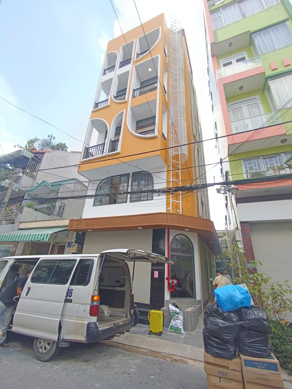 🏡 Bán Toà Căn Hộ Dich Vụ Đường Nguyễn Nhữ Lãm, Quận Tân Phú. 6 lầu