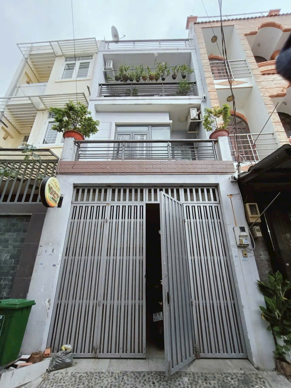 NHÀ ĐẸP TÂN SƠN NHÌ HẺM 5M 4x15M | 3 TẦNG |