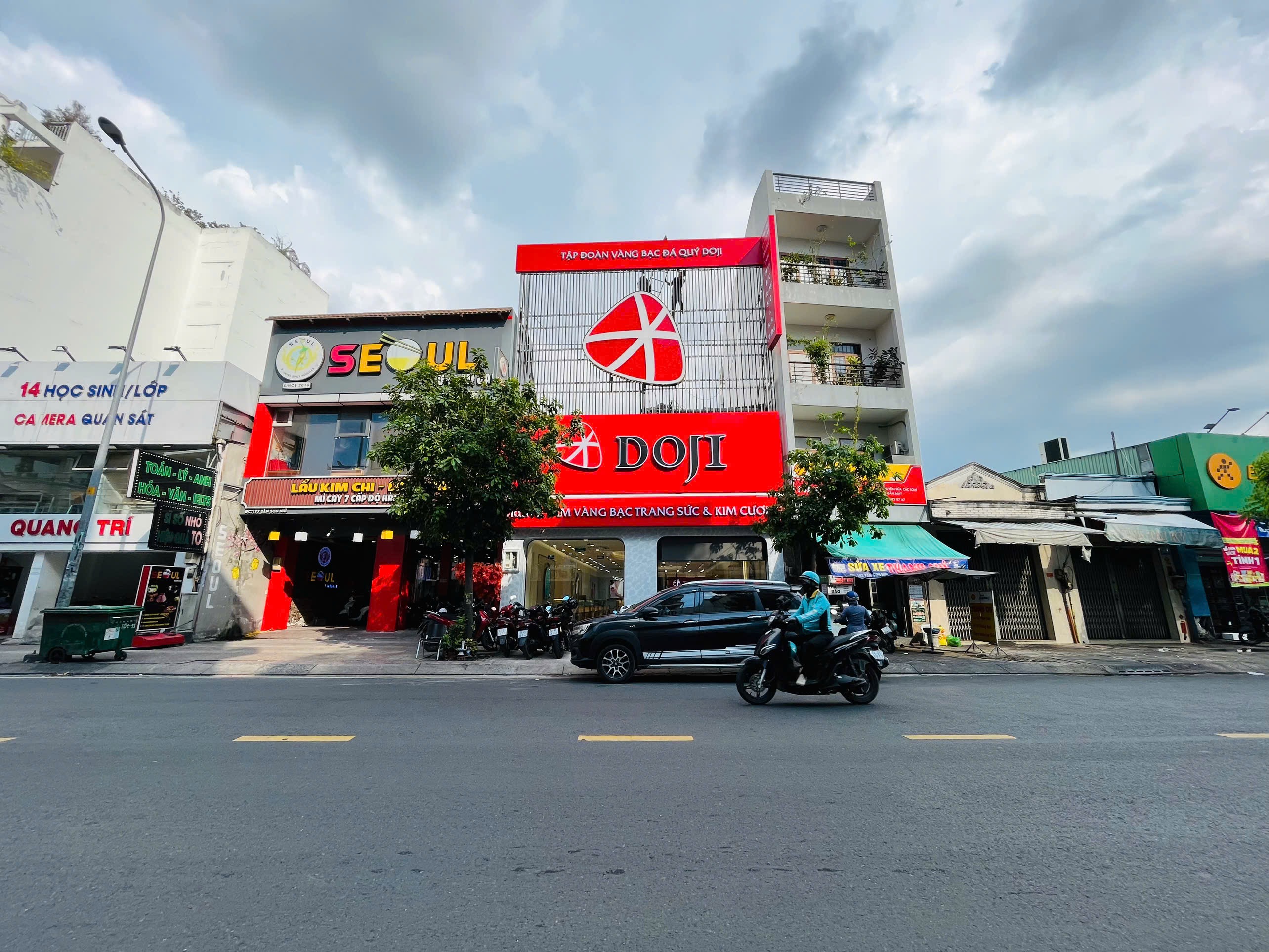 GIÁ TỐT!! CẶP MTKD TÂN SƠN NHÌ THU NHẬP 110tr/ THÁNG DT: 8x25M ( 2 LẦU ) 43 TỶ