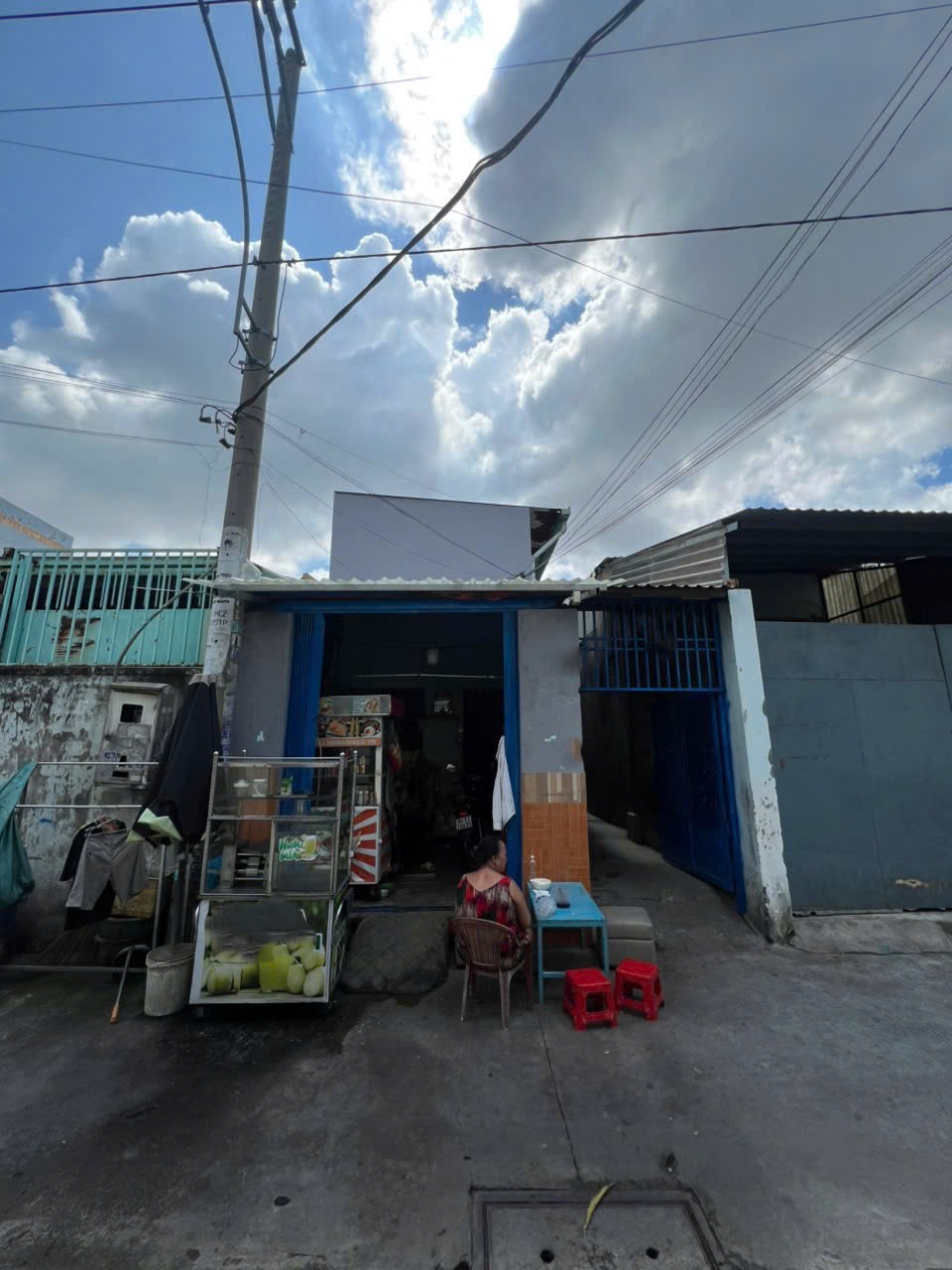 QUỸ ĐẤT GẦN 200M² – HẺM 6M THÔNG – KHAI THÁC KINH DOANH TỐT – 9 TỶ