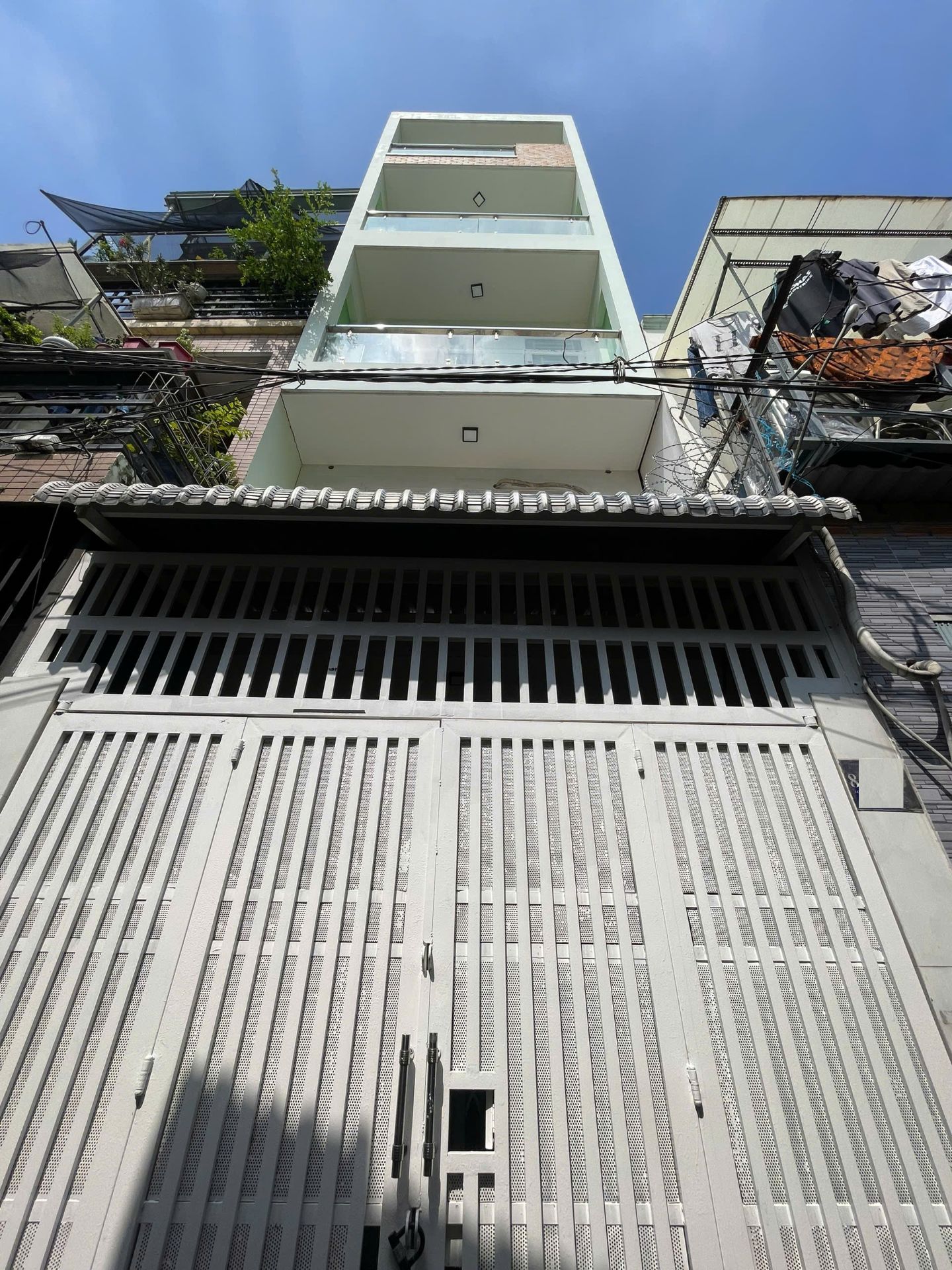 🔥CHỦ GỬI BÁN CĂN HỘ DỊCH VỤ 1 SẸC ĐƯỜNG TÊN LỬA - 3,78X14M NỞ HẬU 3,84M - 10 PHÒNG - GIÁ 7 TỶ