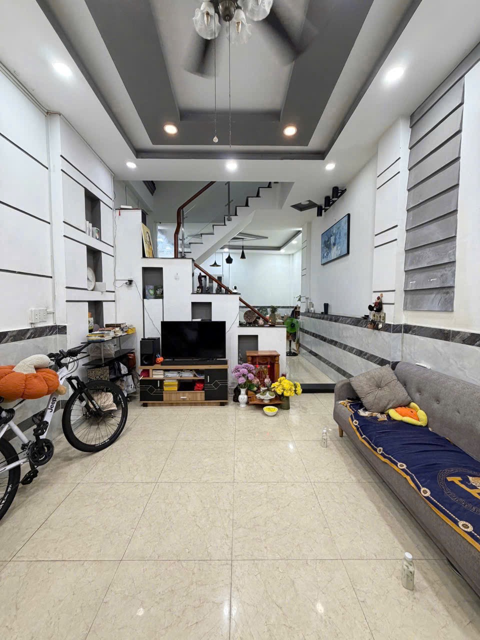 📍C.c cần bán nhà giáp khu Tên Lửa dt: 4x13 NH 5,3m full NT giá 4T2 TL mạnh A/c sở hữu ngay 🥰
