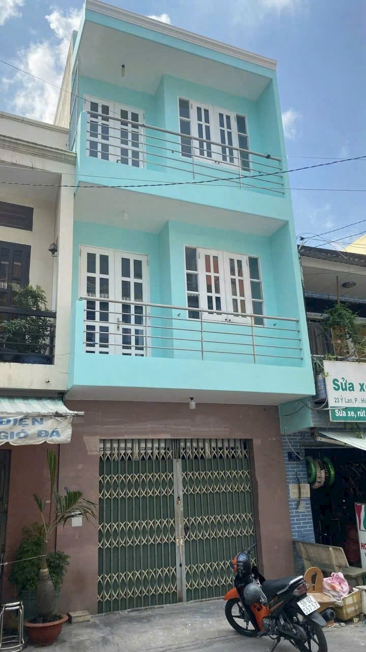 KHU BÀN CỜ TÔ HIỆU : MT ĐƯỜNG 10M 1 LẦU ĐÚC 4X9M GIÁ : 6,3 TỶ TL