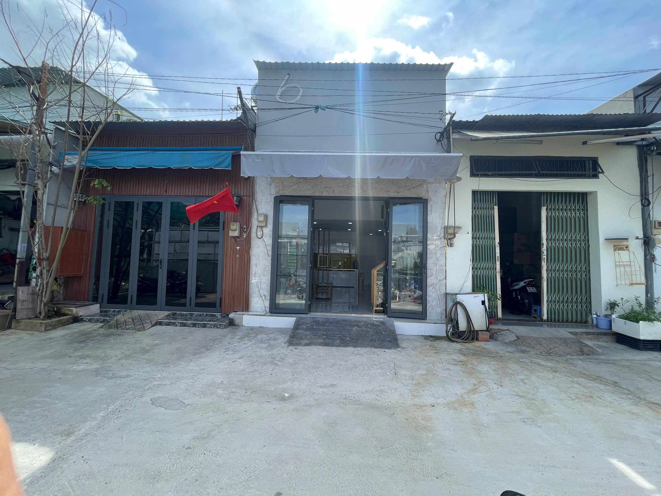 NHÀ HXH TRƯƠNG PHƯỚC PHAN – HẺM 7M – 4X9M – CHỈ 2,35 TỶ
