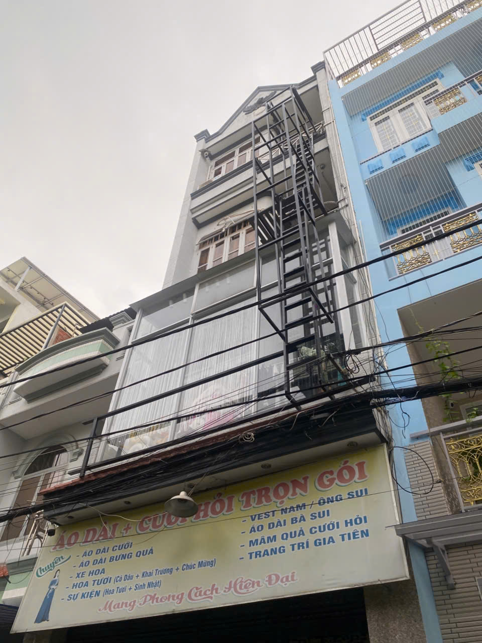 CHDV MẶT TIỀN LÊ THÚC HOẠCH. 4X20M=80m2. 5 LẦU. GIÁ 12.9 TỶ