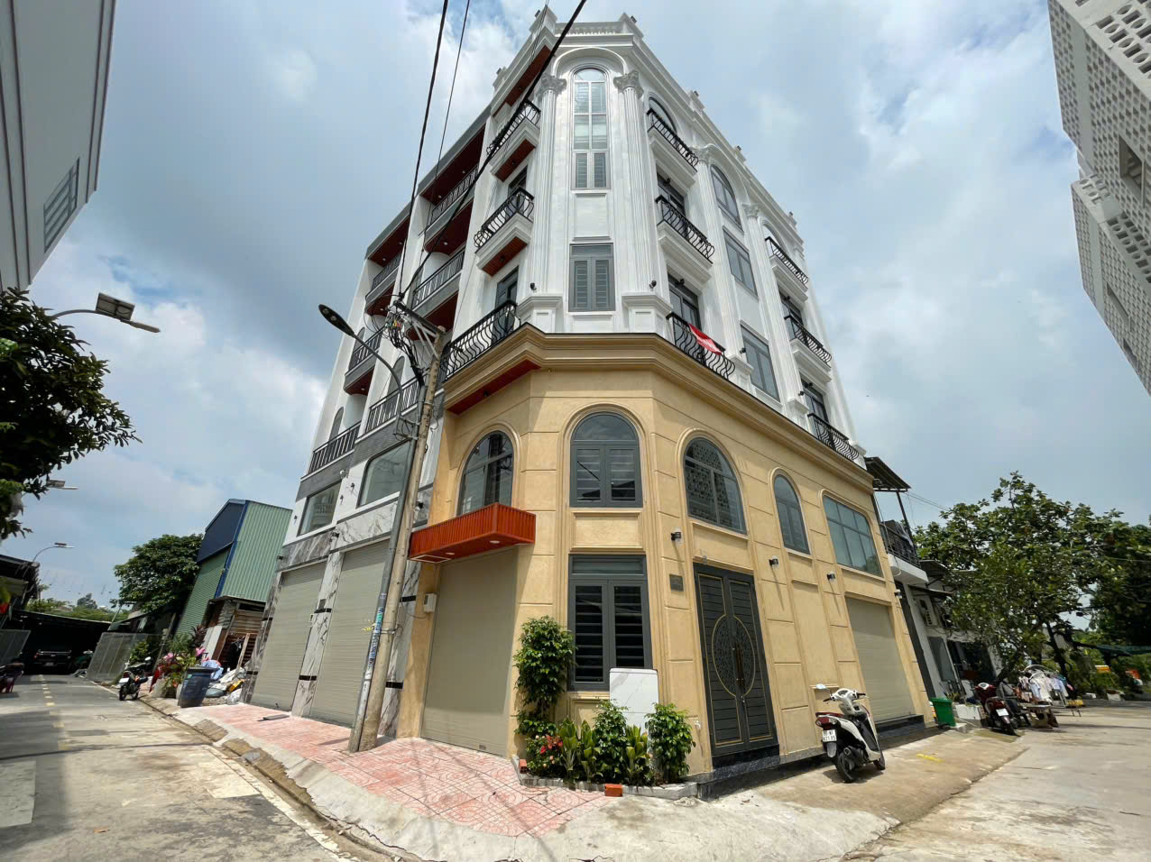 🔥BÁN NHÀ HẺM XE HƠI NGAY NGUYỄN THỊ TÚ - NGÃ TƯ GÒ MÂY - 4,7X12,5M NỞ HẬU 5,5M - TRỆT, LỬNG, 3 LẦU