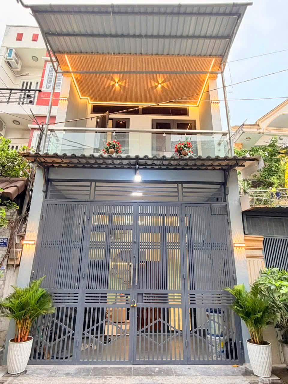 🏡 NHÀ ĐẸP 2 TẦNG HẺM XE HƠI ĐƯỜNG CHIẾN LƯỢC - GIÁ 4.5 TỶ TL 🏡