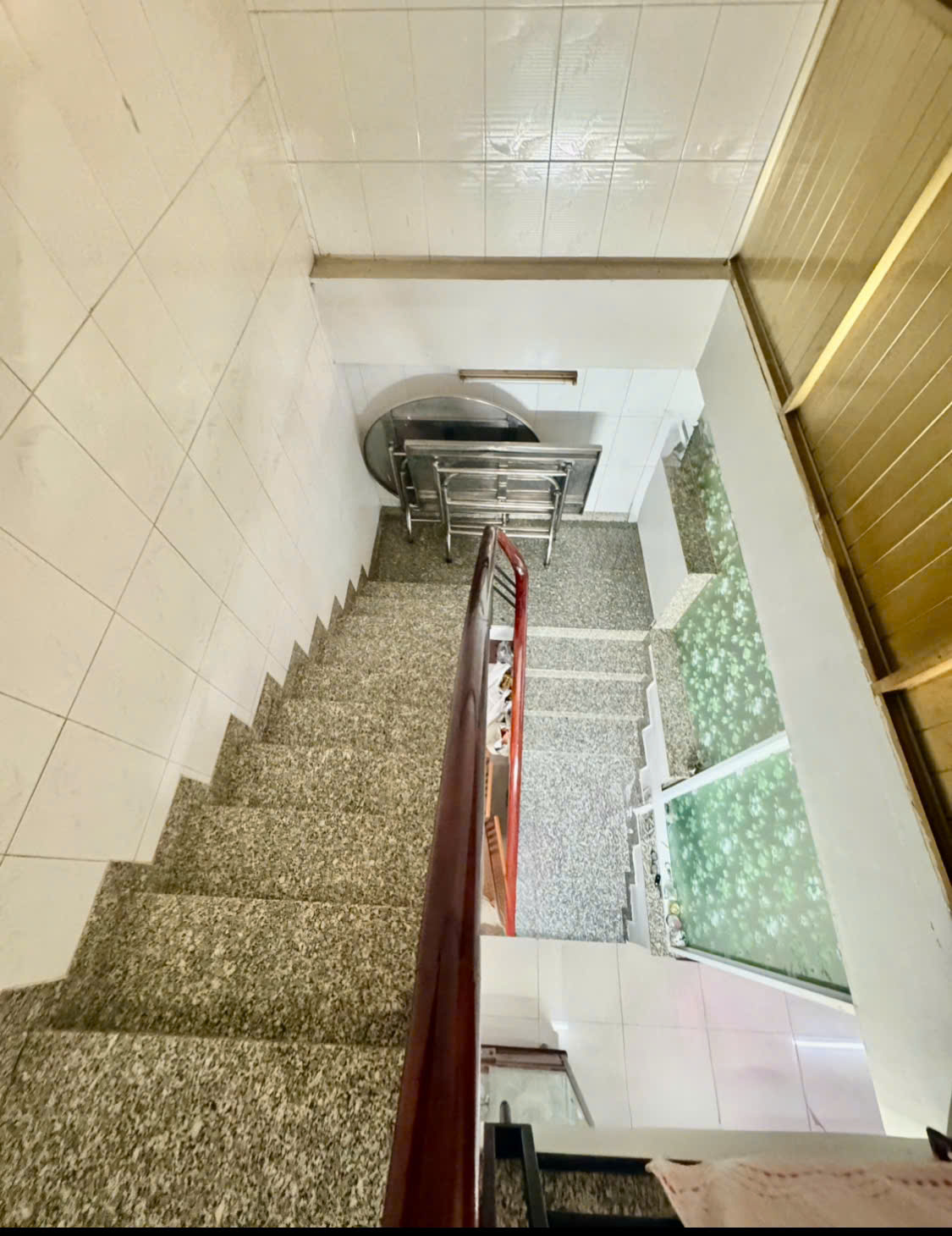 BÁN NHÀ HXH KHU HỌ LÊ 2 LẦU DT.4X12M(NỞ HẬU 5,8M) GIÁ 5,5 TỶ