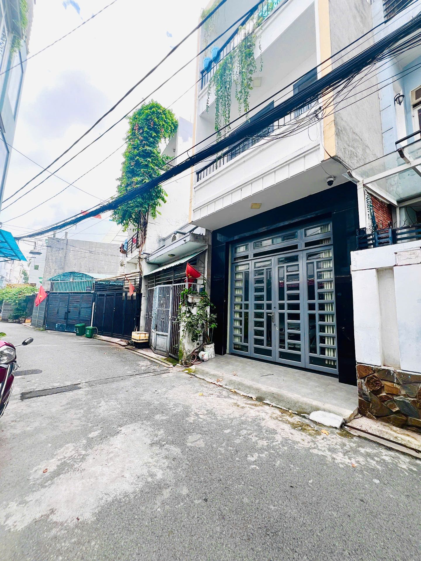 🏡 BÁN NHÀ ĐỐI DIỆN AEON TÂN PHÚ – BỜ BAO TÂN THẮNG – HẺM NHỰA 5M – GIÁ 6.3 TỶ TL